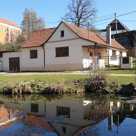 Chaloupka U Vejvodu Villa Skripov Exteriör bild