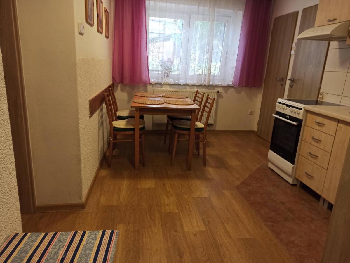 Chaloupka U Vejvodu Villa Skripov Exteriör bild