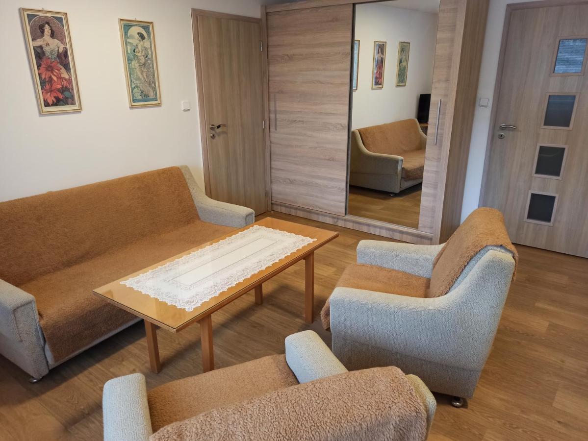 Chaloupka U Vejvodu Villa Skripov Exteriör bild